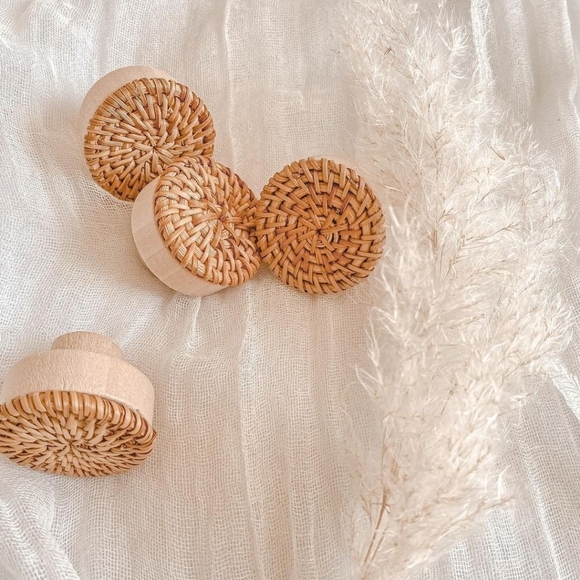 Boho Rattan Furniture Knobs ✨️ (12-count) - Picture 2 of 9